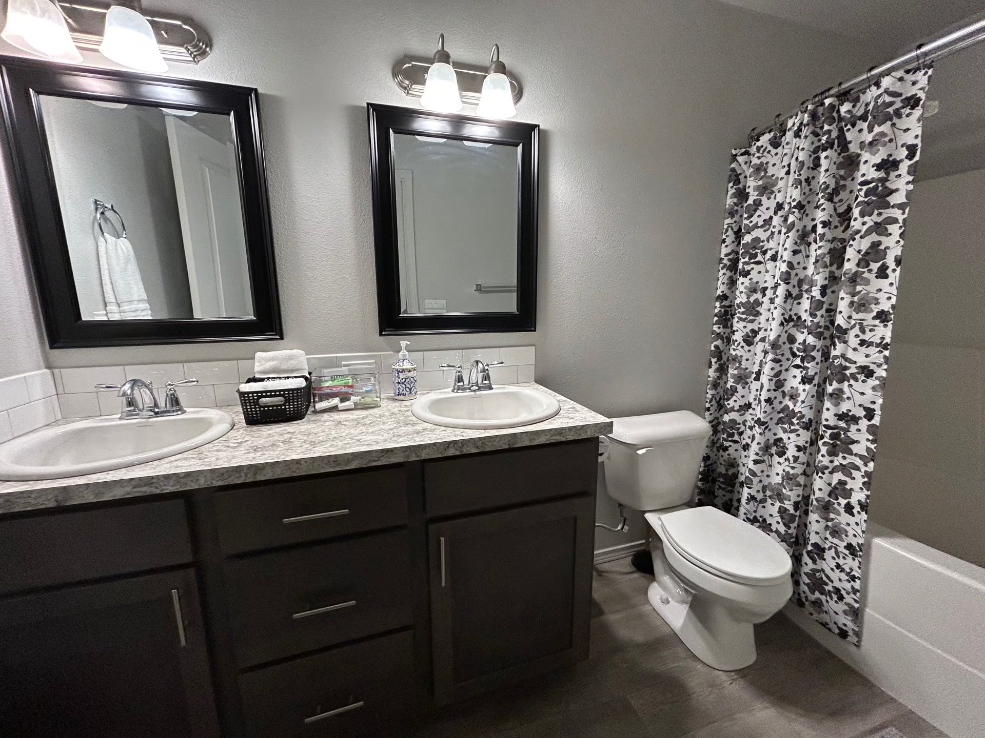 Primary bath